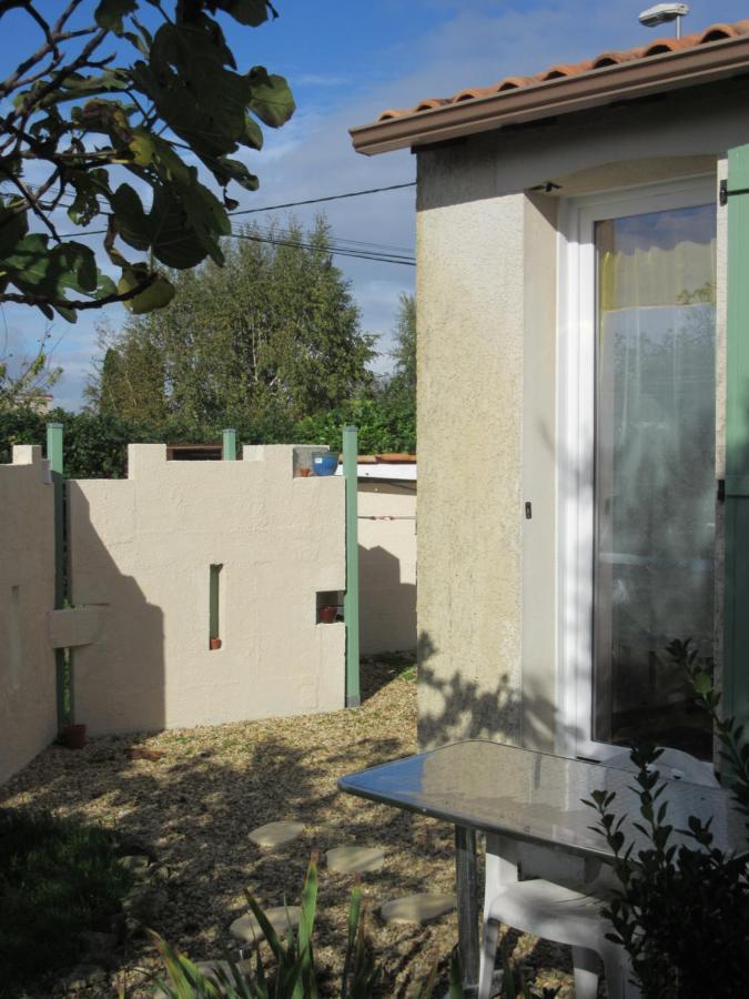 Bed and Breakfast Maranatha Les Gonds Экстерьер фото